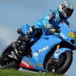 Capirex : MotoGP maaagh balapan buat cewek,… Isle of Man TT baru balapan buat cowok sejati …!!! 