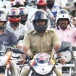 Melihat motor yang riwa-riwi di India,… akhirnya paham kenapa motor India sulit nembus market Indonesia …???
