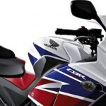 Jika Honda CBR150R lokal dibanderol lebih tinggi,… akan kaaagh Yamaha R15 diatas angiiin …???