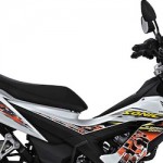 Honda Sonic 150R dimasukkan ke dalam motor sportz,… jika penjualan Honda di segment motor sportz unggul… fans boy jingkrak-jingkrak… podo eudaaan kabeeegh …???