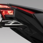 Komparasi tuntas-taaasss… Honda CBR250RR vs Yamaha R25,…. terkait features lampu belakangnya  …??? (7)