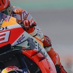 MotoGP Austria Race Marquez sempat di posisi ke-3,… ribuuut dengan Aleix Espargaro, kok race diulaaang …???